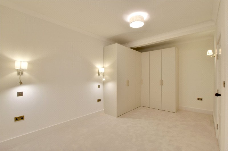 Vanbrugh Hill, Blackheath, London, SE3