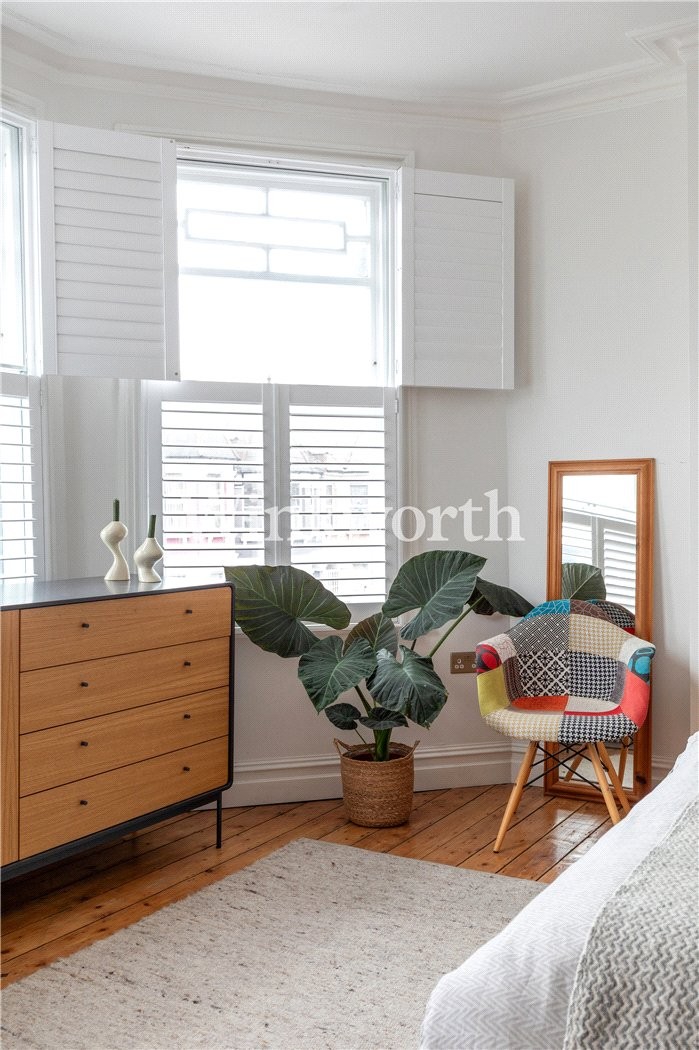 Warham Road, London, N4