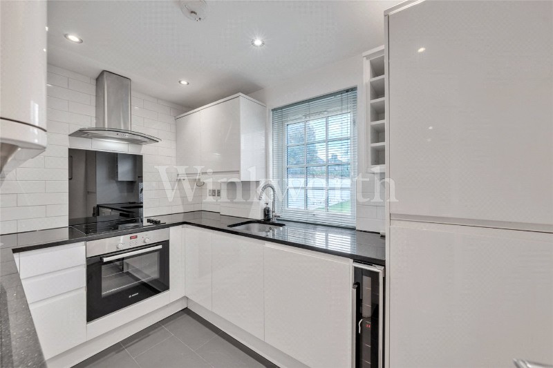 Hamlet Square, London, NW2