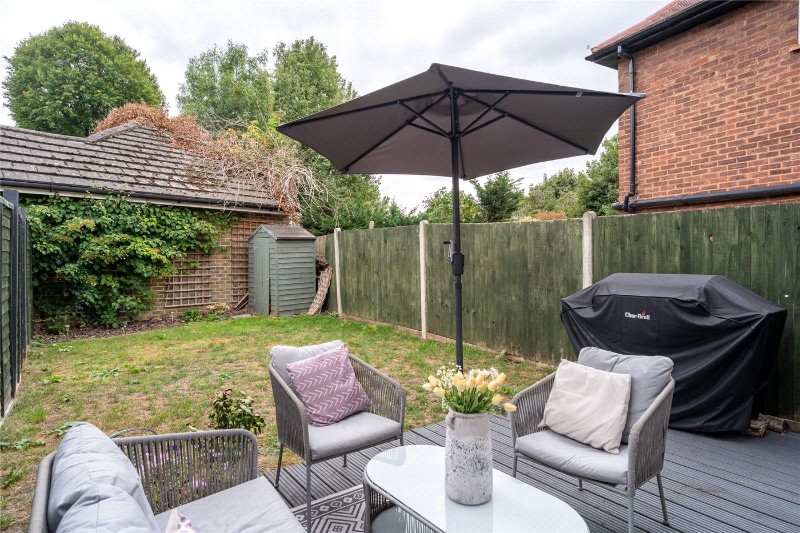 Mitcham Lane, London, SW16