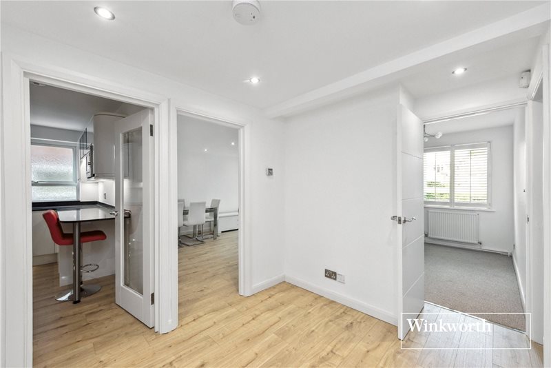 Hendon Lane, Finchley, London, N3