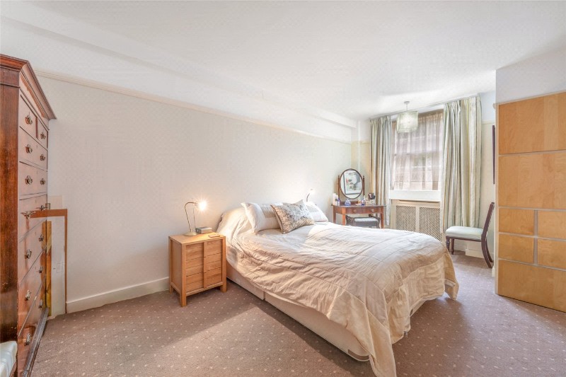 Eyre Court, Finchley Road, St John&#39;s Wood, London, NW8