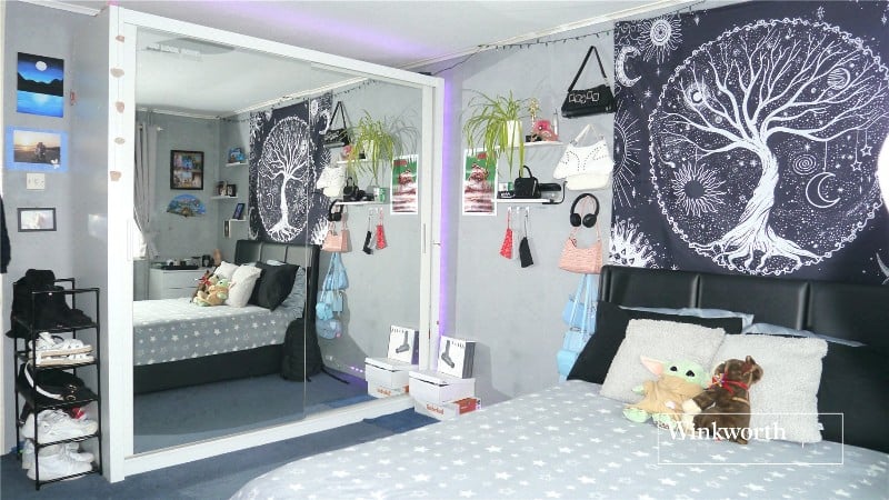 St. Johns Close, Potters Bar, Hertfordshire, EN6