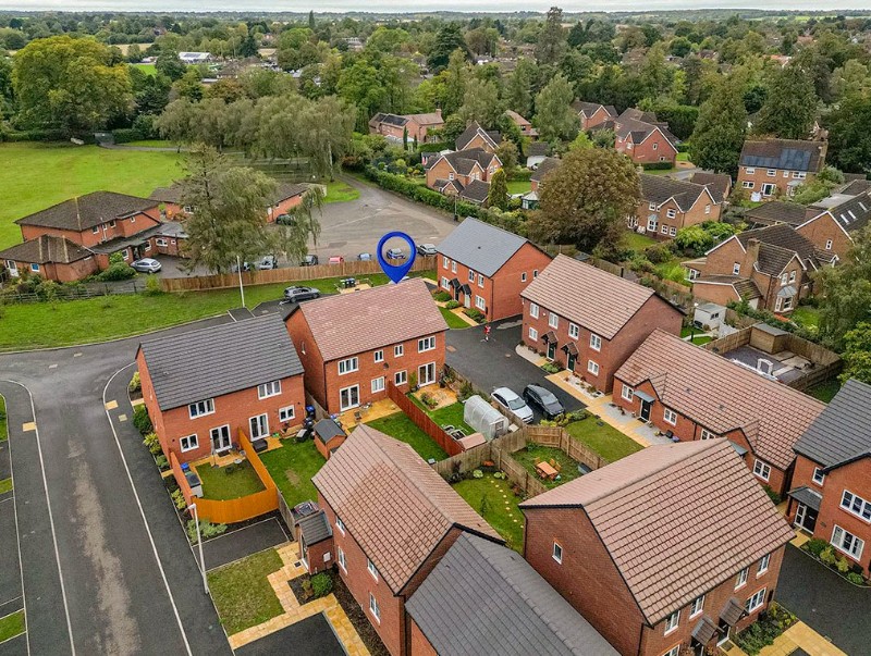 Hickman Way, Kenilworth, Warwickshire, CV8