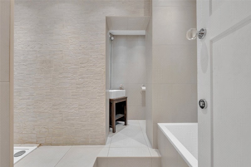 Dunrobin Court, 389 Finchley Road, London, NW3