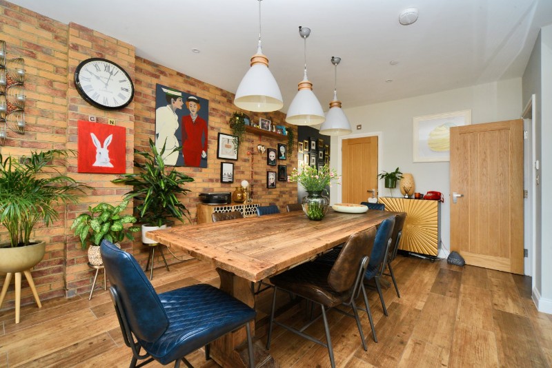 Longfellow Road, Worcester Park, KT4