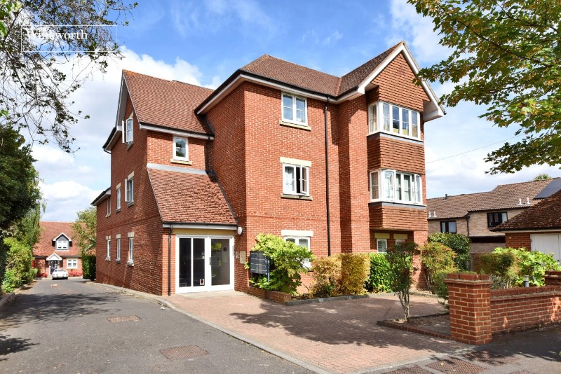 Tegan Close, Sutton, SM2