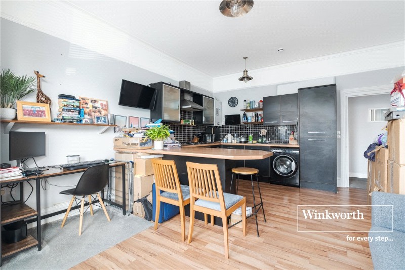 Pinecliffe Avenue, Bournemouth, Dorset, BH6