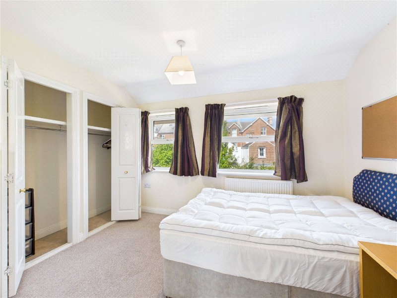 Hillsborough Avenue, Exeter, Devon, EX4