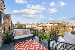 Digby Crescent,, London, N4