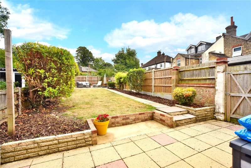 Clifton Avenue, Sutton, SM2