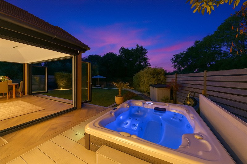 Dewe Lane, Burghfield, Reading, Berkshire, RG30