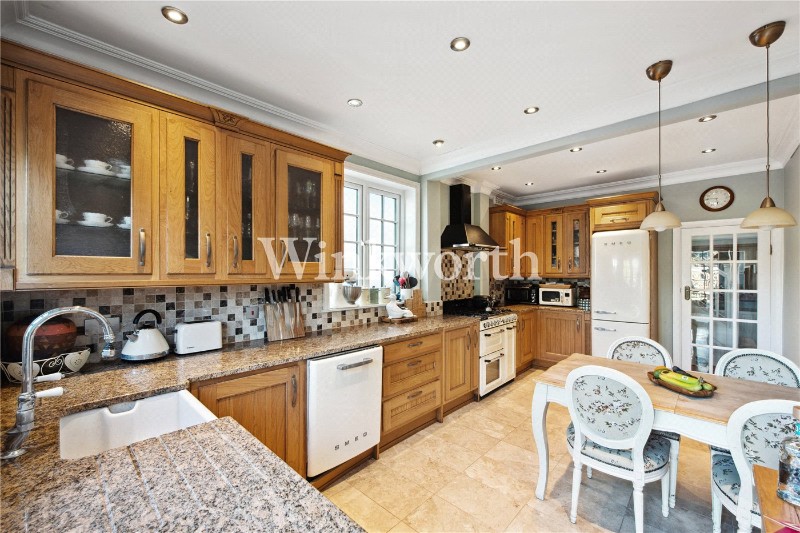 Fox Lane, London, N13