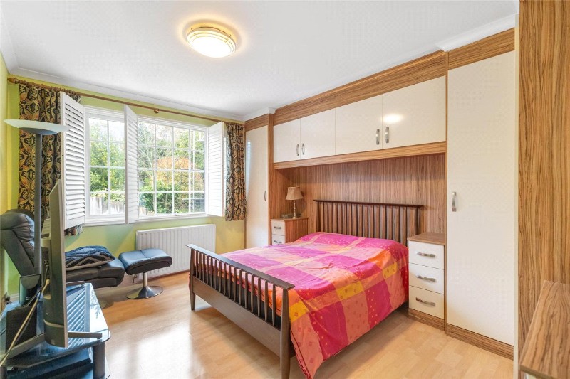 Westwood Avenue, London, SE19