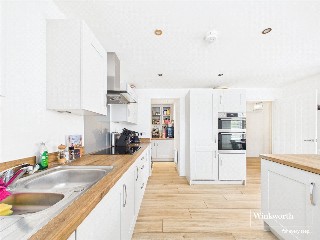 Dairy Grove, Three Mile Cross, Reading, RG7