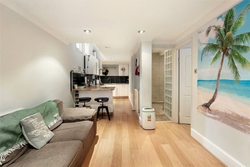 Werter Road, London, SW15