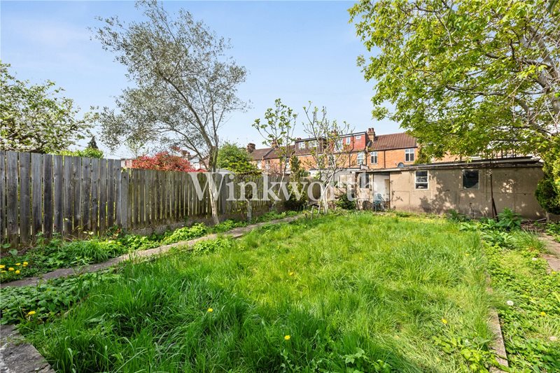 Kelvin Avenue, London, N13