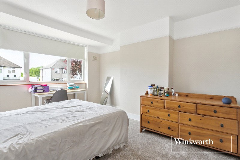 Leeside, Barnet, EN5