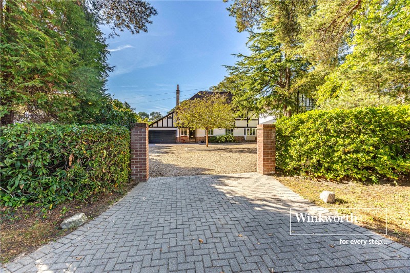 Golf Links Road, Ferndown, Dorset, BH22