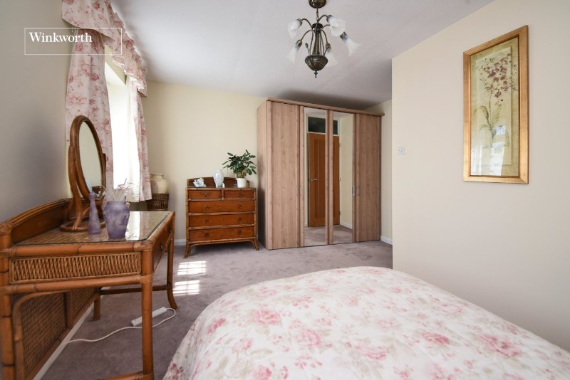Roberts Close, Cheam, Sutton, SM3