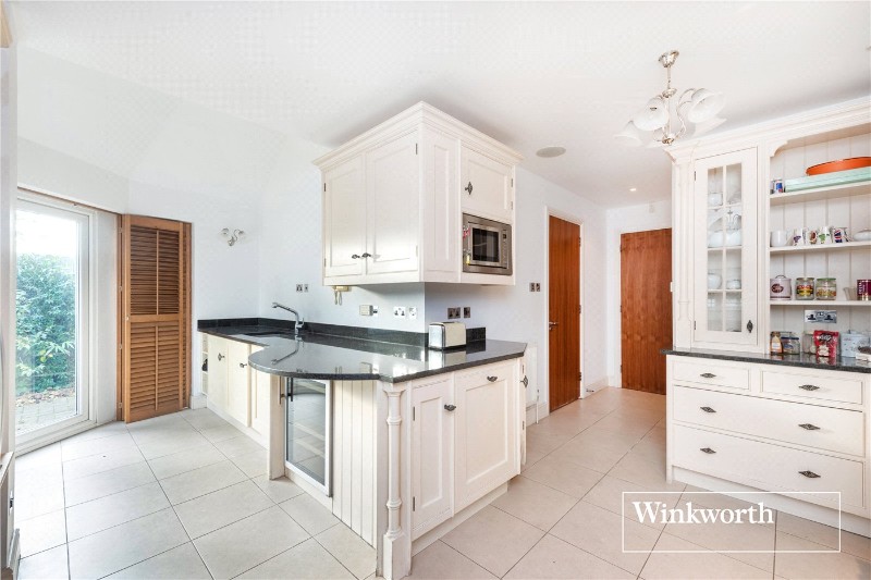 Hendon Lane, Finchley, London, N3