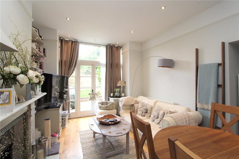 Nemoure Road, London, W3