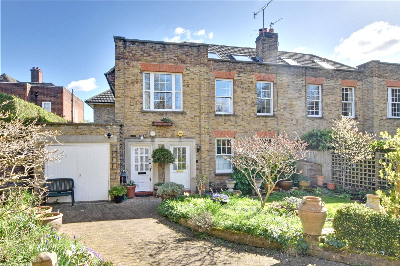 2 bedroom property for sale in Lee Park, Blackheath, London, SE3 (Ref