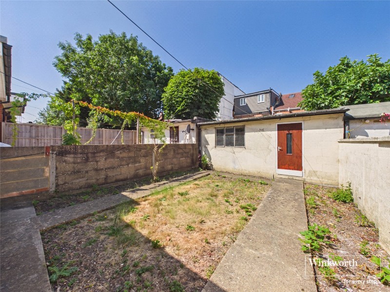 Bertram Road, Hendon, London, NW4