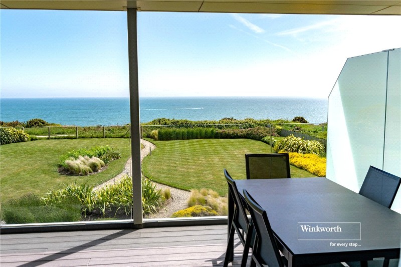 Wharncliffe Road, Highcliffe, Christchurch, Dorset, BH23