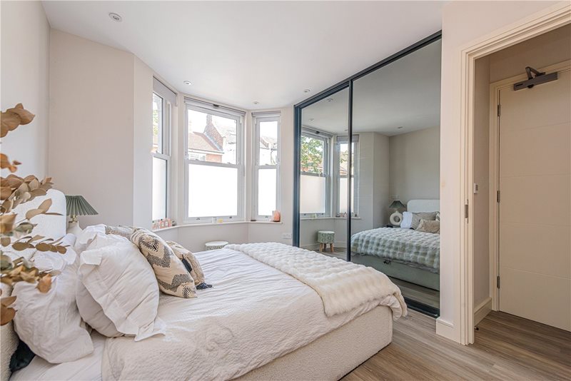 Purves Road, London, NW10