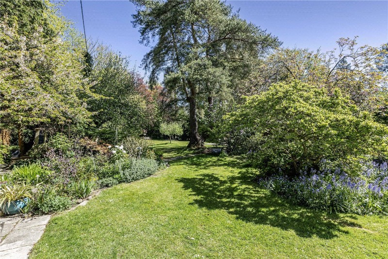 Farnham Road, Liss, Hampshire, GU33
