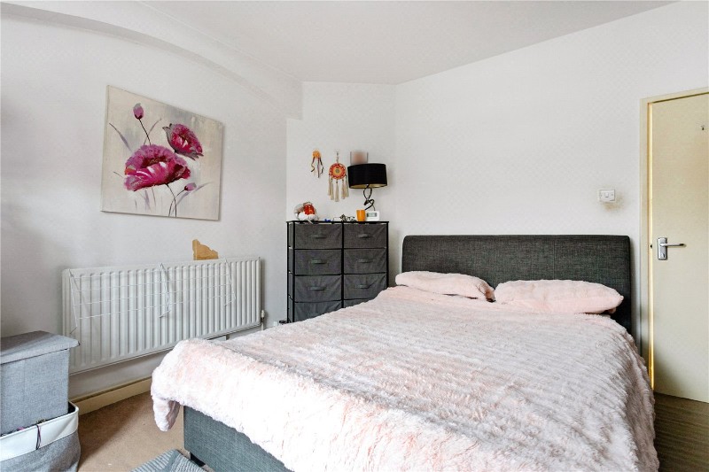 Club Row, London, E2