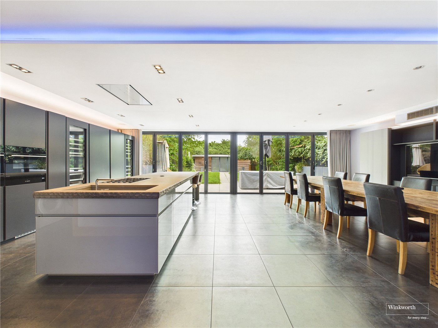 Salmon Street, Kingsbury, London, NW9