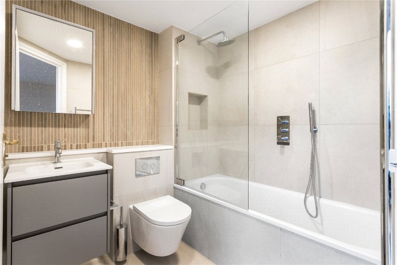 Asher Way, London, E1W