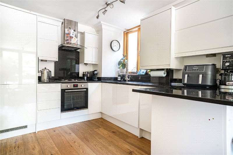 Crescent Road, London, N8