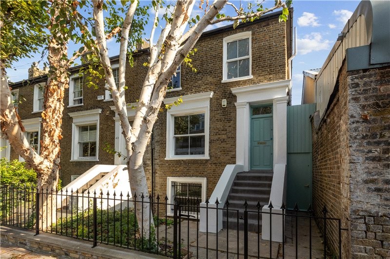 St. Martin&#39;s Road, London, SW9