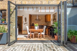 Westminster Bridge Road, London, SE1