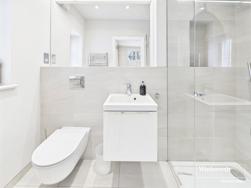 Holders Hill Road, London, NW4