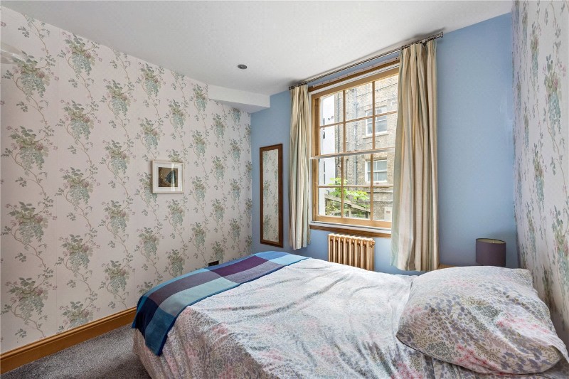 Parfett Street, London, E1