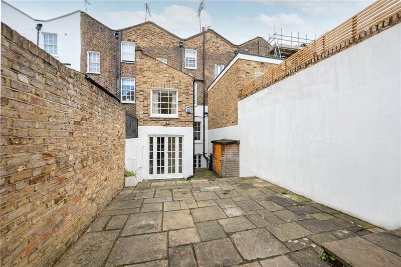 Ordnance Mews, London, NW8