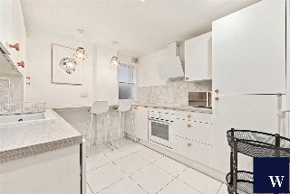 Woodside Grove, Finchley, London, N12