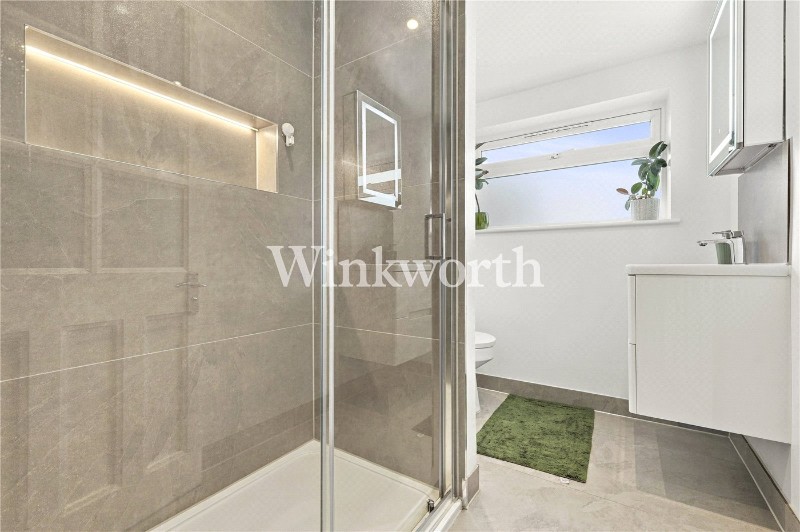 Woodberry Avenue, London, N21