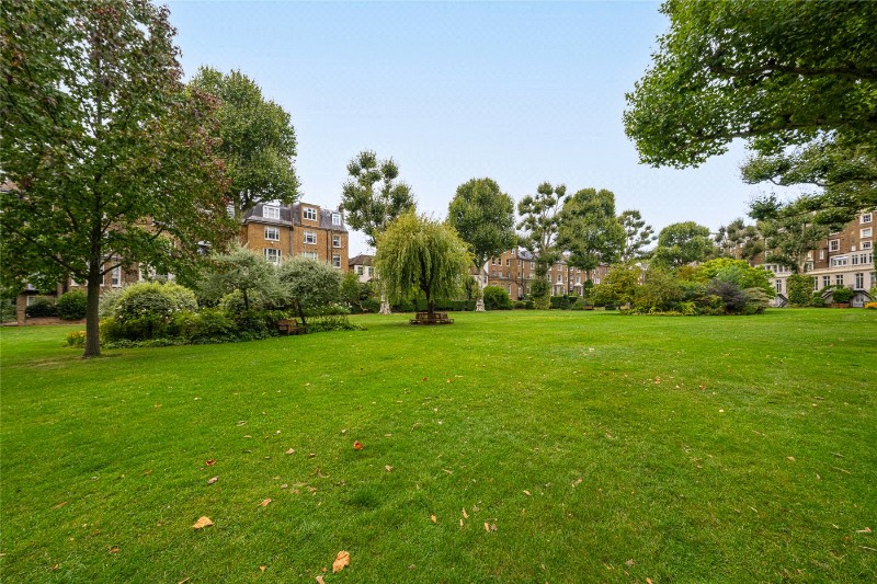 Randolph Avenue, London, W9