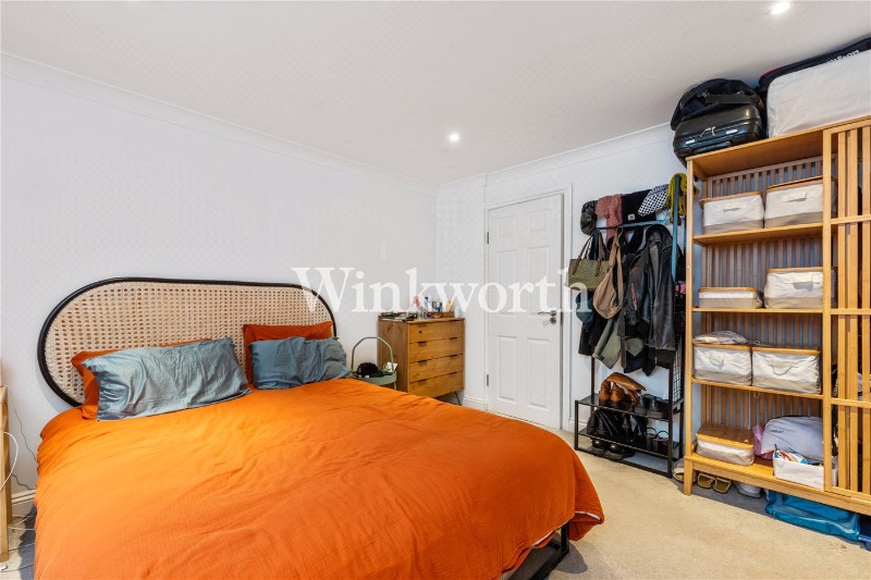 Saratoga Road, Clapton, E5