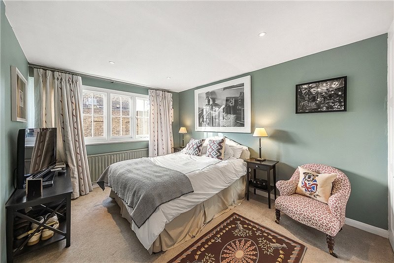 3 bedroom property for sale in Durand Gardens, Stockwell, SW9 (Ref