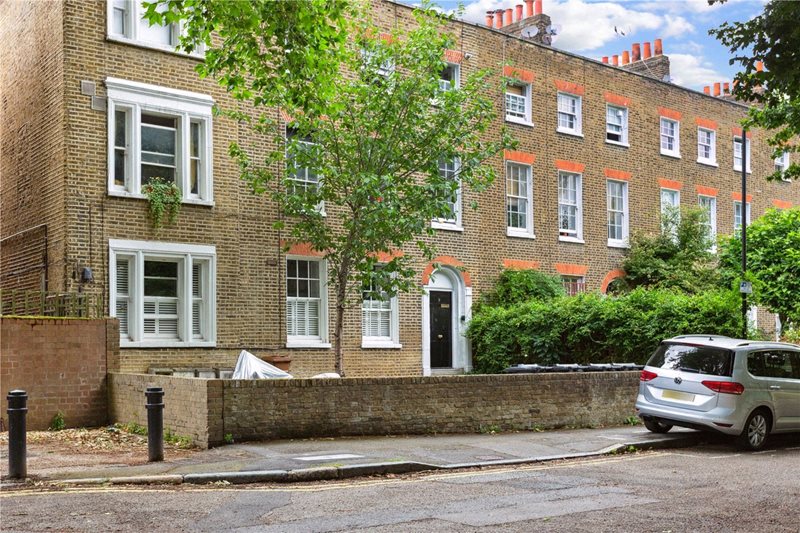 Sanford Terrace, London, N16
