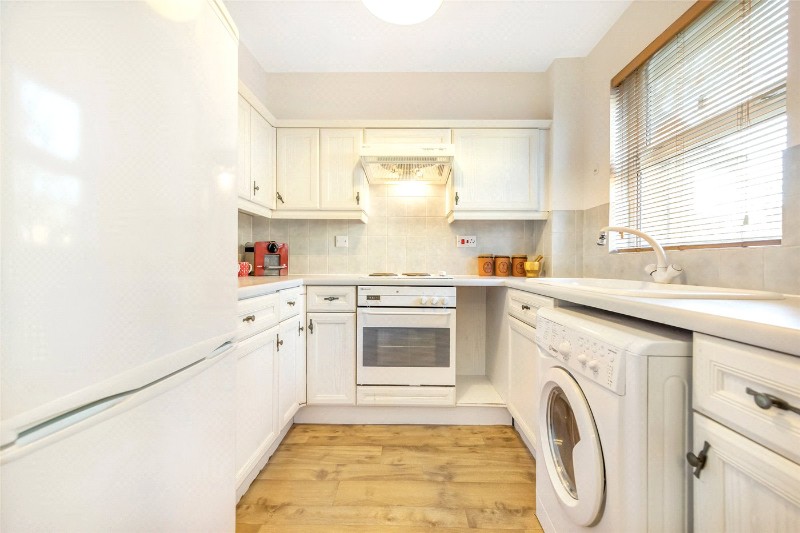 Monmouth Close, London, W4