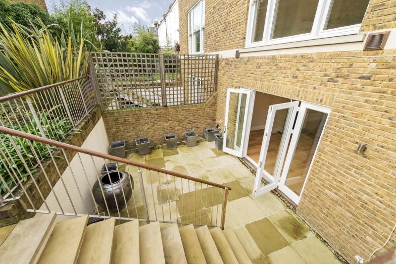 Lonsdale Road, Barnes, London, SW13