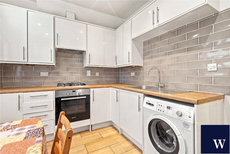 Station Road, Finchley, London, N3