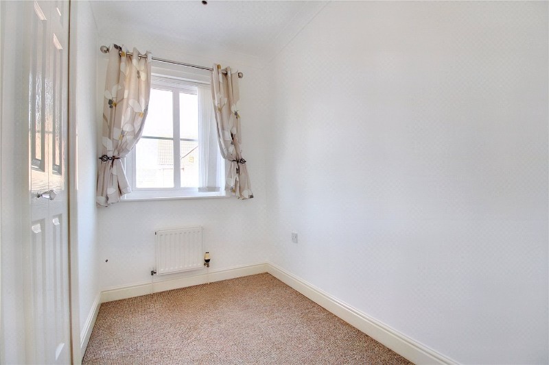 Healey Close, Lowestoft, Suffolk, NR32